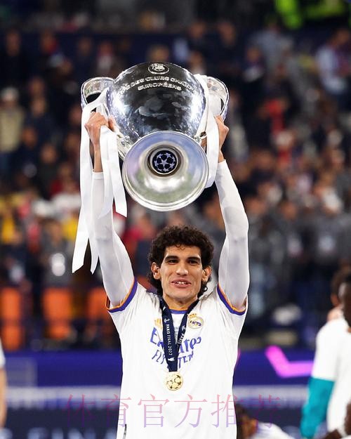 西媒:巴列霍提前回皇马训练 力求新赛季能够留队